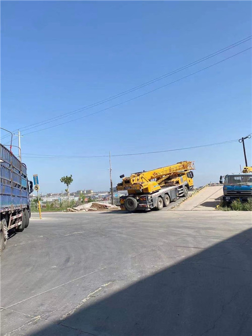 张北县25吨吊车的租赁价格大概是多少？