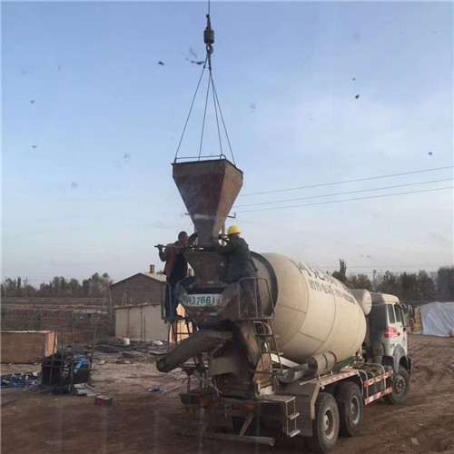 张北县“精准瞄准”—— 吊车的 “定位导航” 技术