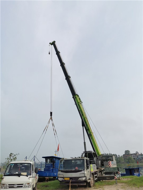 张北县桥梁建设吊装案例